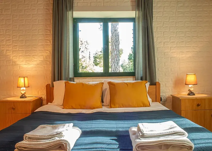 New Okella At * Σαΐτας