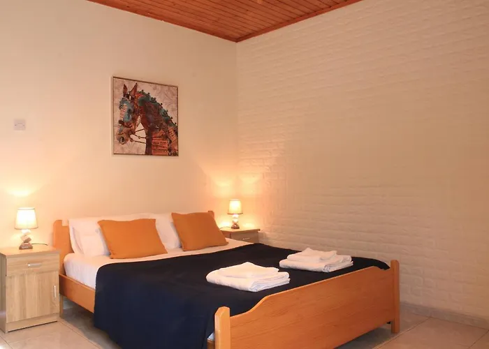 Ξενοδοχείο New Okella At *